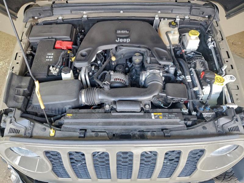 Photo 11 from auction – 2020 JEEP GLADIATOR with VIN 1C6HJTAG6LL211744