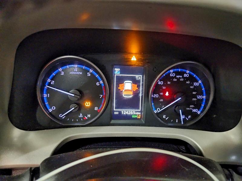 Photo 9 from auction – 2018 TOYOTA RAV4 ADVEN with VIN 2T3RFREV2JW845704