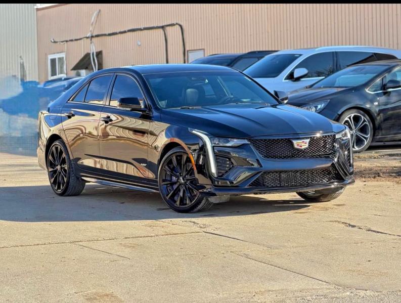 CADILLAC CT4-V 2021 with VIN 1G6DH5RL8M0143405 - Photo from auction