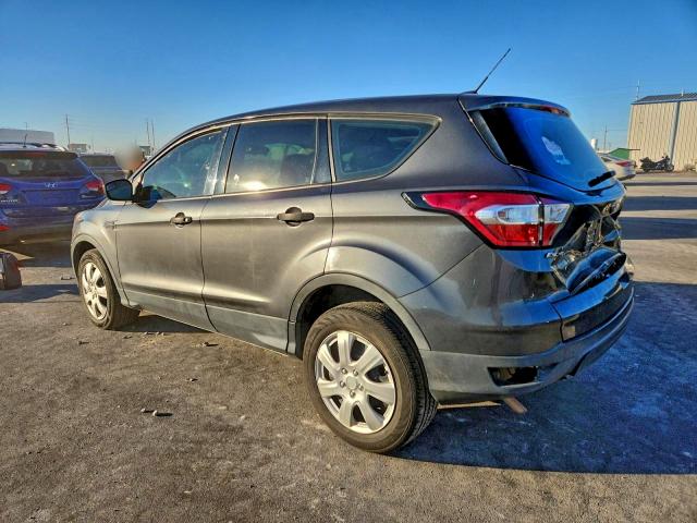 Photo 2 from auction – 2018 FORD ESCAPE S with VIN 1FMCU0F76JUD00475