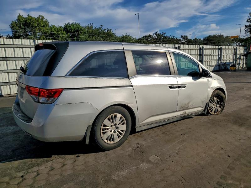 Photo 3 from auction – 2014 HONDA ODYSSEY LX with VIN 5FNRL5H23EB084907