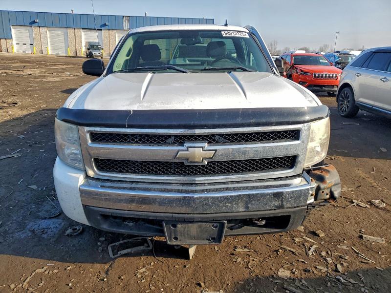 Photo 5 from auction – 2008 CHEVROLET SILVERADO with VIN 1GCEC14C68Z200184