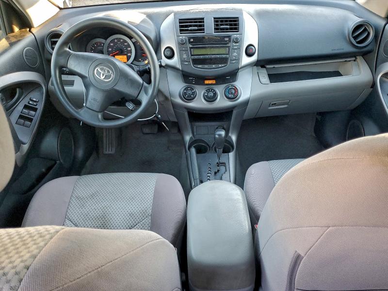Photo 8 from auction – 2008 TOYOTA RAV4 with VIN JTMZD33V786068549