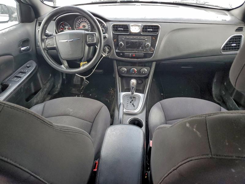 Photo 8 from auction – 2013 CHRYSLER 200 LX with VIN 1C3CCBAB9DN751532