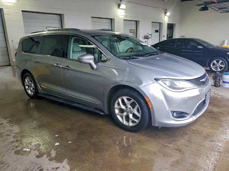 Photo 4 from auction – 2020 CHRYSLER PACIFICA T with VIN 2C4RC1EG5LR100986