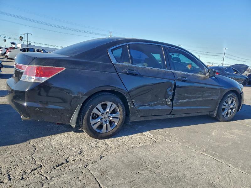 Photo 3 from auction – 2012 HONDA ACCORD LXP with VIN 1HGCP2F47CA012063