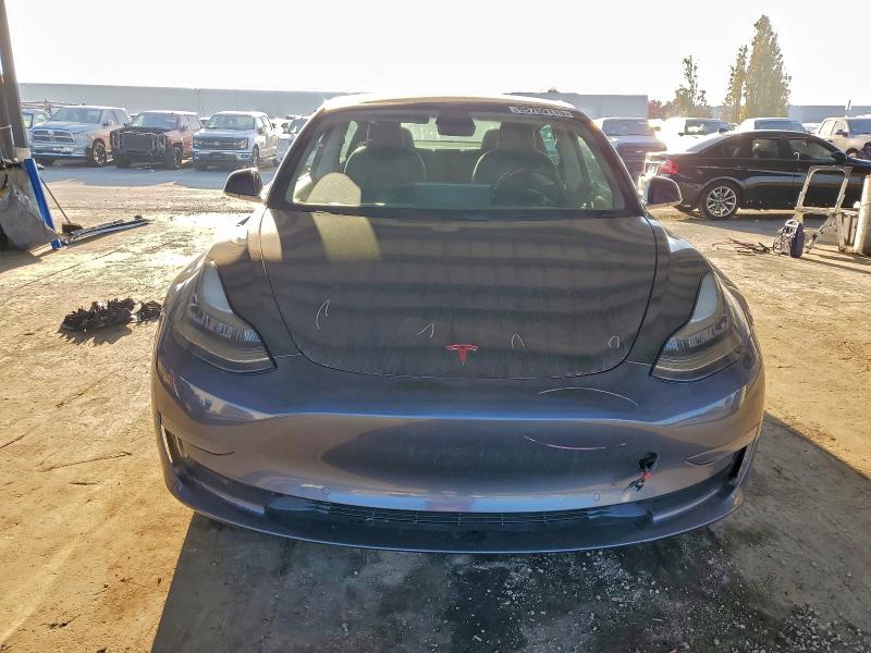 Photo 5 from auction – 2019 TESLA MODEL 3 with VIN 5YJ3E1EB3KF510247