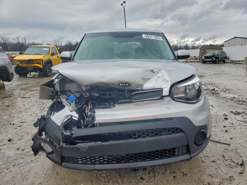 Photo 5 from auction – 2019 KIA SOUL with VIN KNDJN2A25K7695314