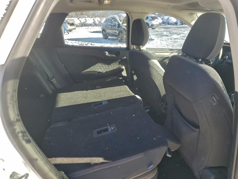 Photo 10 from auction – 2020 FORD ESCAPE SE with VIN 1FMCU9G61LUA38880