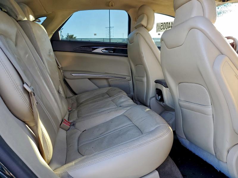 Photo 10 from auction – 2014 LINCOLN MKZ HYBRID with VIN 3LN6L2LU2ER822801