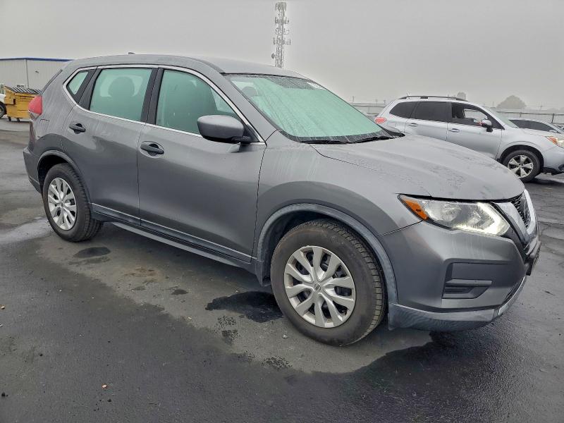 Zdjęcie 4 z aukcji – 2018 NISSAN ROGUE S z VIN KNMAT2MT8JP555251