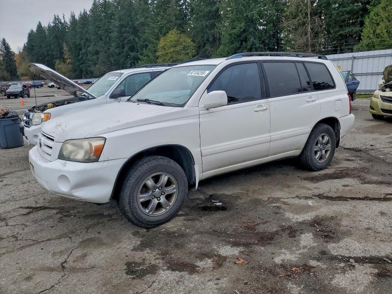 TOYOTA HIGHLANDER 2005 with VIN JTEEP21A250120762 - Photo from auction