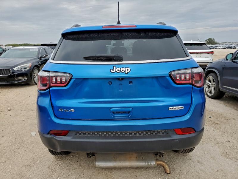 Photo 6 from auction – 2019 JEEP COMPASS LA with VIN 3C4NJDBB6KT647386