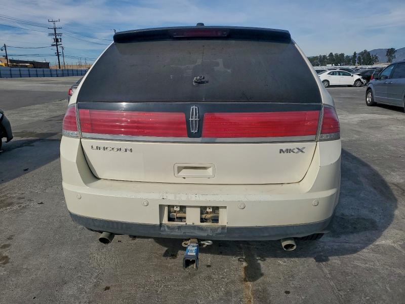 Photo 6 from auction – 2007 LINCOLN MKX with VIN 2LMDU68C87BJ11170