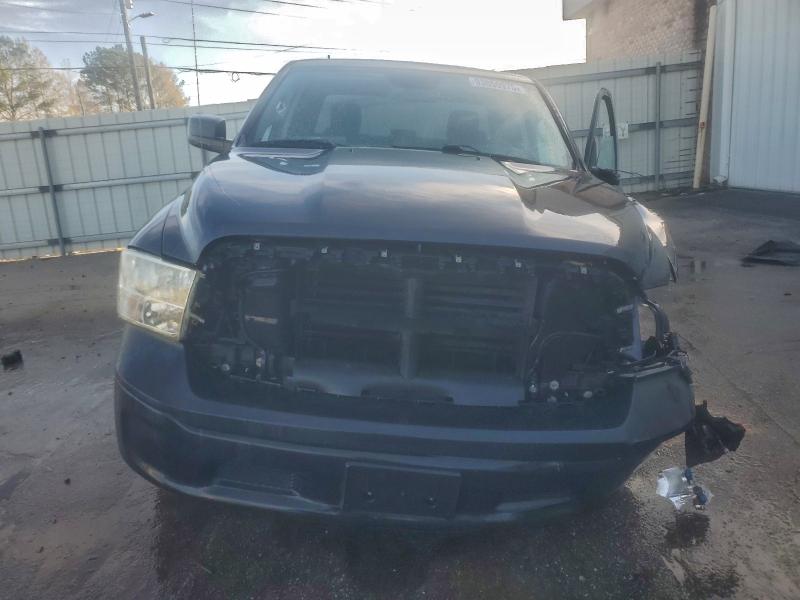 Photo 5 from auction – 2018 RAM 1500 ST with VIN 1C6RR6KT0JS305065