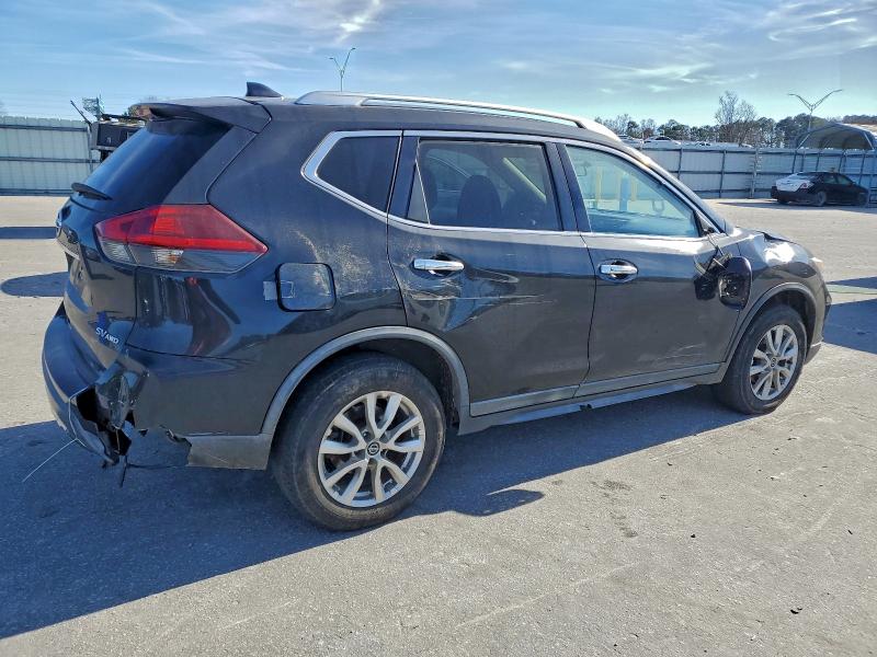 Photo 3 from auction – 2018 NISSAN ROGUE S with VIN KNMAT2MV9JP586736