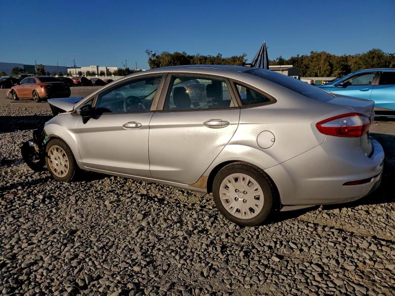 Photo 2 from auction – 2015 FORD FIESTA S with VIN 3FADP4AJ3FM100682