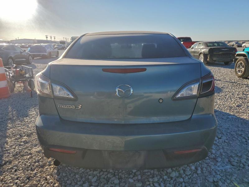 Photo 6 from auction – 2011 MAZDA 3 I with VIN JM1BL1UF4B1486880