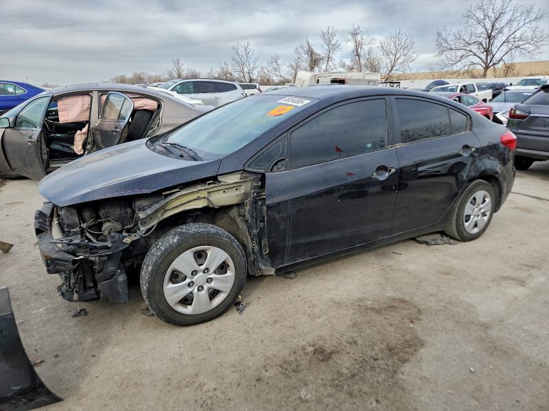 KIA FORTE LX 2015 with VIN KNAFX4A69F5372347 - Photo from auction