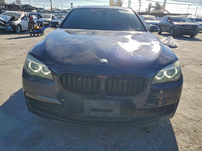 Photo 5 from auction – 2015 BMW 740 I with VIN WBAYA6C59FG273185