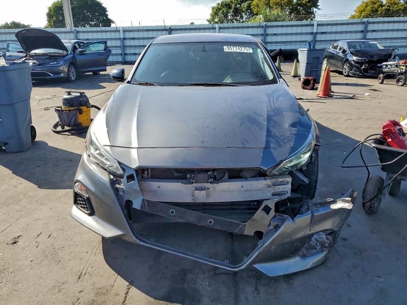 Photo 5 from auction – 2019 NISSAN ALTIMA SR with VIN 1N4BL4CV4KC121605