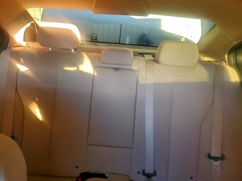 Photo 10 from auction – 2014 BMW 320 I with VIN WBA3B1G54ENS81144