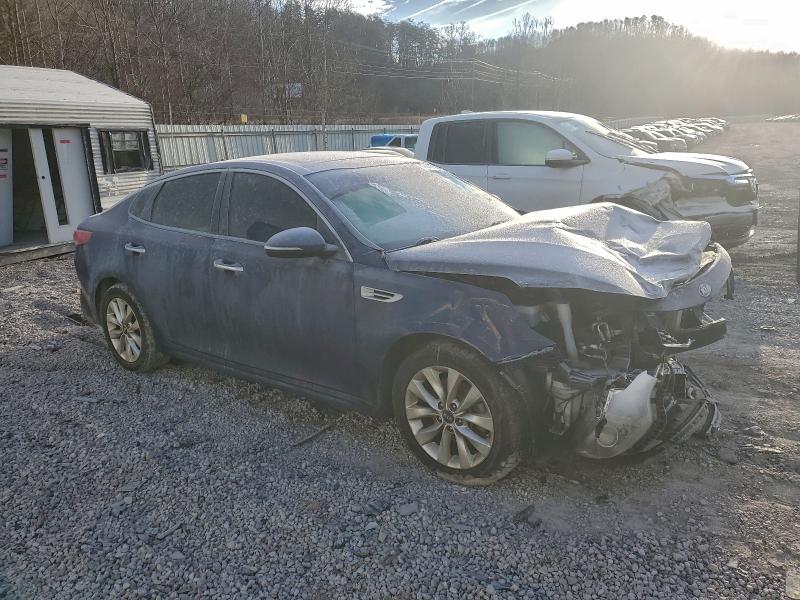 Photo 4 from auction – 2018 KIA OPTIMA LX with VIN 5XXGT4L32JG209985
