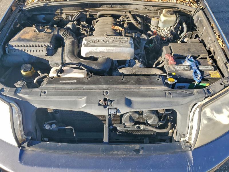 Photo 12 from auction – 2005 TOYOTA 4RUNNER SR with VIN JTEBT14R658023124