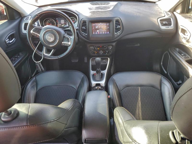 Foto 8 de la subasta – 2019 JEEP COMPASS LA con VIN 3C4NJCBB7KT789255
