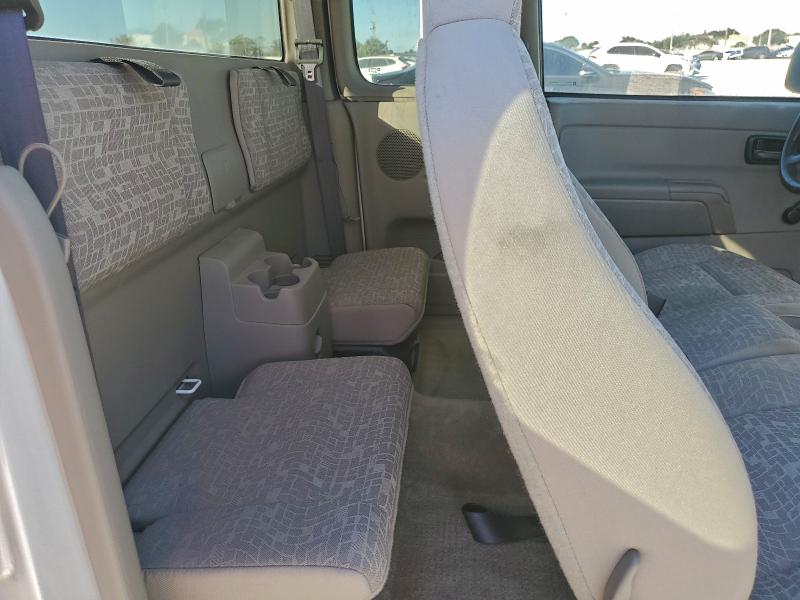 Photo 10 from auction – 2005 CHEVROLET COLORADO with VIN 1GCCS196558270399