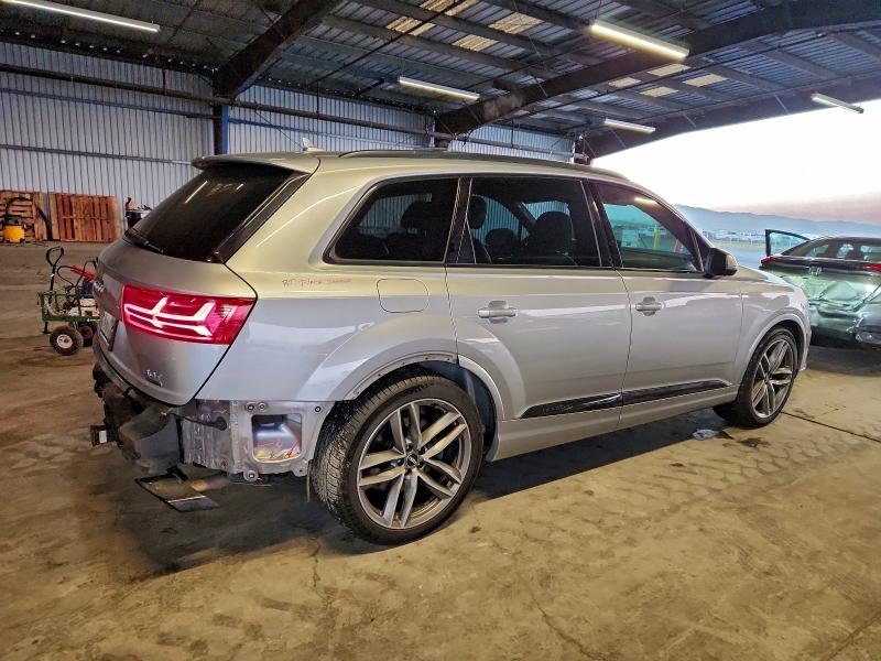Photo 3 from auction – 2018 AUDI Q7 PRESTIG with VIN WA1VAAF72JD002477