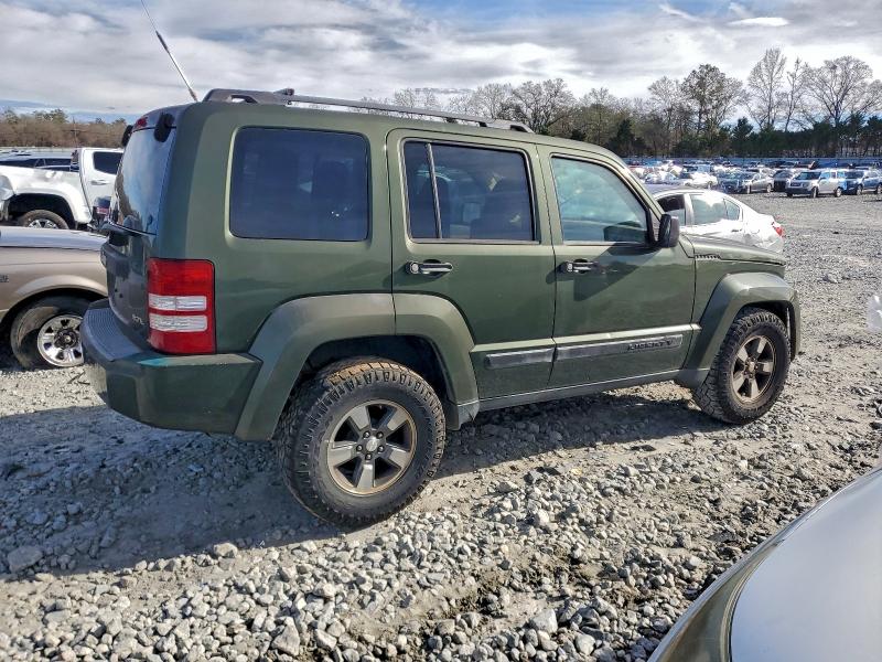 Photo 3 from auction – 2008 JEEP LIBERTY SP with VIN 1J8GP28K28W135705