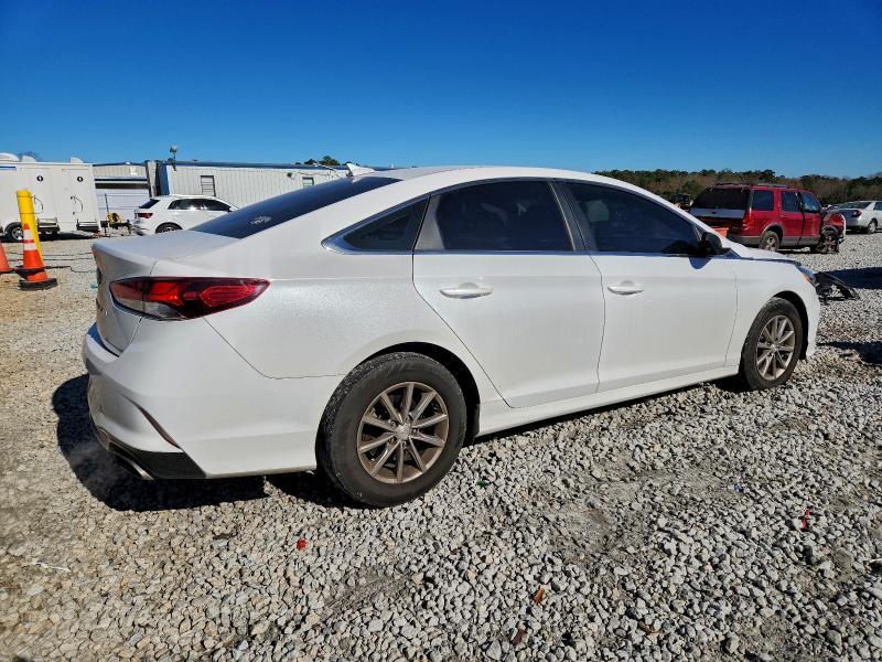 Photo 3 from auction – 2019 HYUNDAI SONATA SE with VIN 5NPE24AF4KH771724