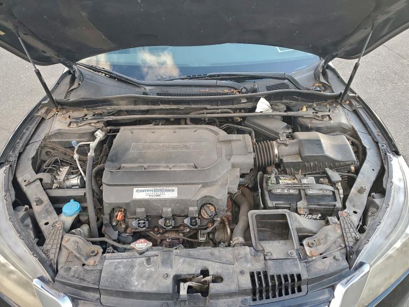 Photo 11 from auction – 2013 HONDA ACCORD with VIN 1HGCR3F97DA038210