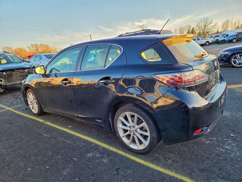 Photo 2 from auction – 2013 LEXUS CT 200 with VIN JTHKD5BH3D2155745