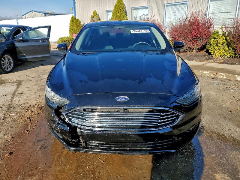 Photo 5 from auction – 2017 FORD FUSION SE with VIN 3FA6P0H78HR158739