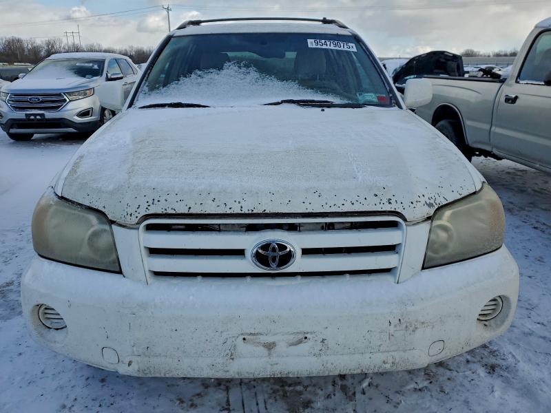 Photo 5 from auction – 2004 TOYOTA HIGHLANDER with VIN JTEGP21A140032521