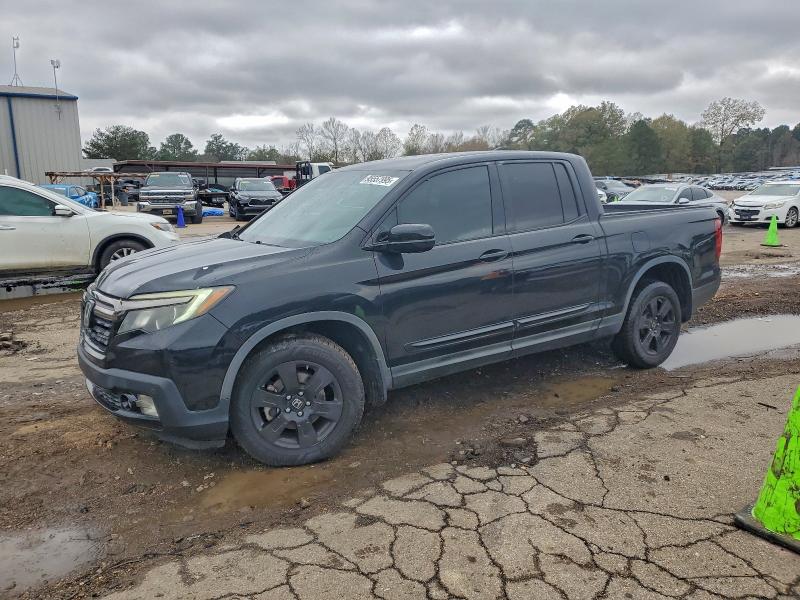 HONDA RIDGELINE 2017 with VIN 5FPYK3F86HB015280 - Photo from auction
