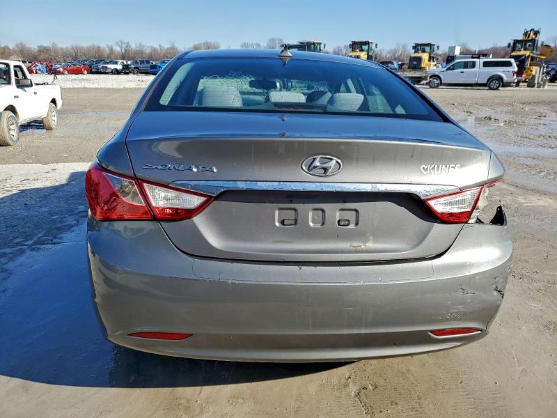 Photo 6 from auction – 2013 HYUNDAI SONATA GLS with VIN 5NPEB4AC0DH510406