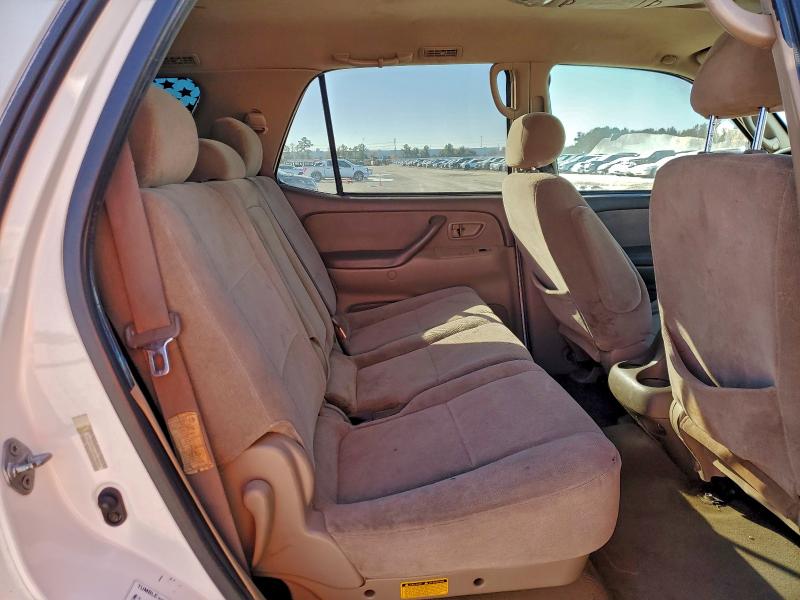 Photo 11 from auction – 2002 TOYOTA SEQUOIA SR with VIN 5TDZT34A12S096904