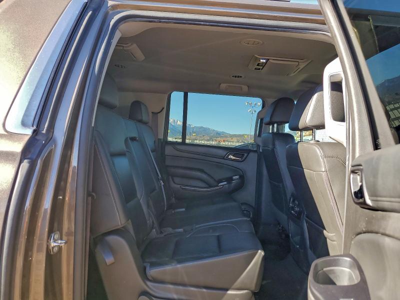 Photo 11 from auction – 2016 CHEVROLET SUBURBAN K with VIN 1GNSKHKC4GR246023