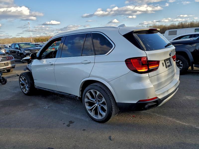 Photo 2 from auction – 2015 BMW X5 XDRIVE5 with VIN 5UXKR6C58F0J76259
