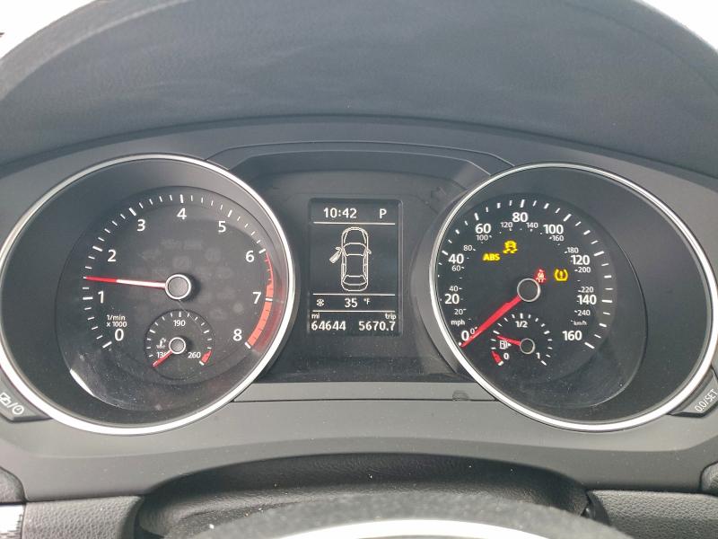 Photo 9 from auction – 2018 VOLKSWAGEN JETTA SE with VIN 3VWDB7AJ2JM207433