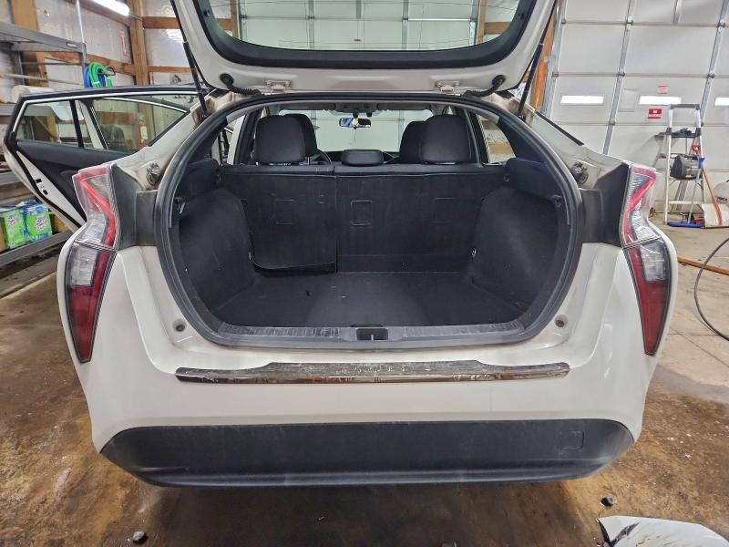 Photo 6 from auction – 2016 TOYOTA PRIUS with VIN JTDKARFU2G3011028