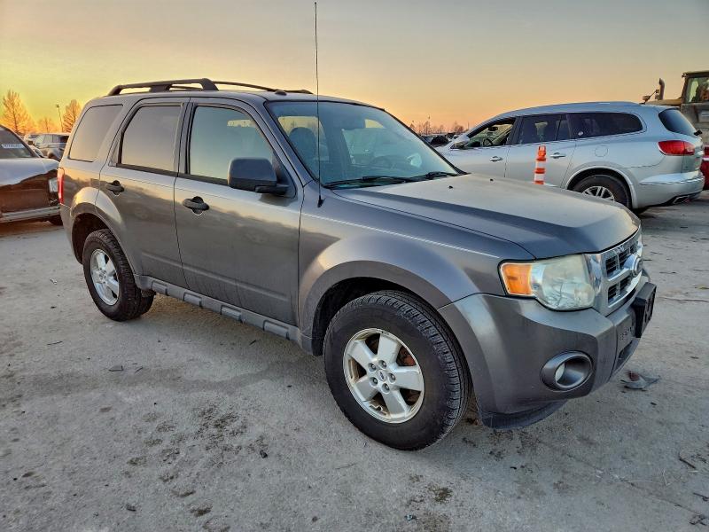 Фото 4 с аукциона – 2010 FORD ESCAPE XLT с VIN 1FMCU0D75AKB64161