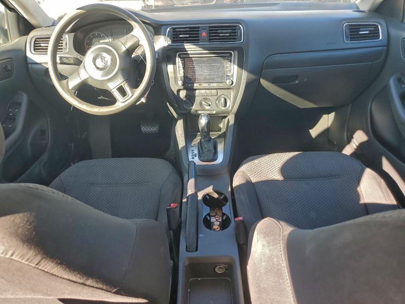 Photo 8 from auction – 2011 VOLKSWAGEN JETTA BASE with VIN 3VW2K7AJ4BM340591