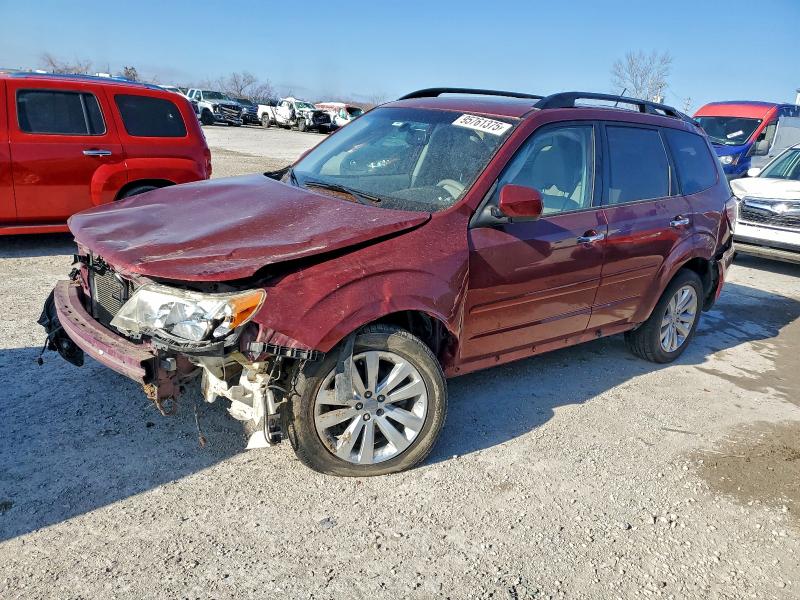 SUBARU FORESTER L 2011 with VIN JF2SHBEC0BH740248 - Photo from auction