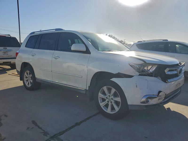 Photo 4 from auction – 2012 TOYOTA HIGHLANDER with VIN 5TDZK3EH0CS068060