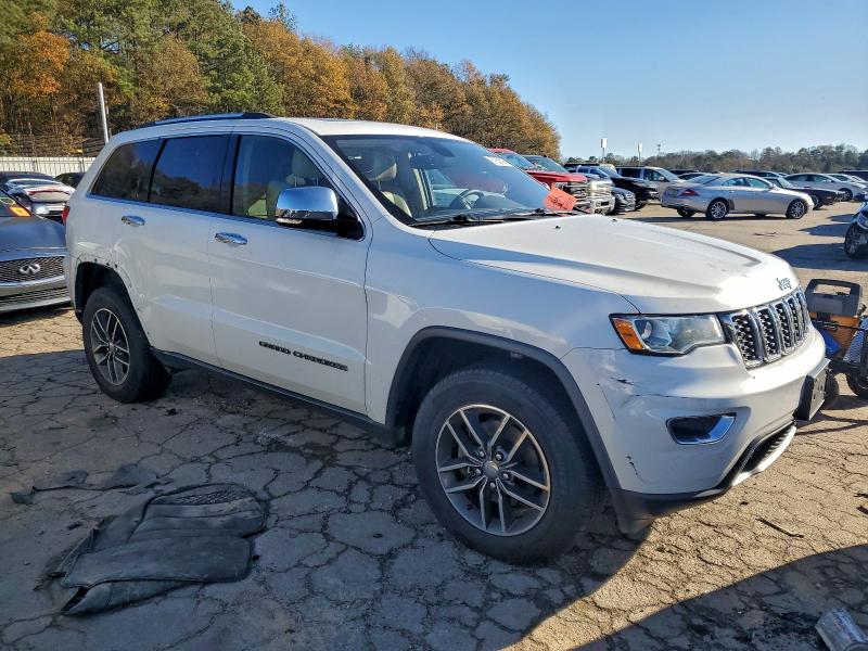Photo 4 from auction – 2017 JEEP GRAND CHER with VIN 1C4RJFBG3HC901469