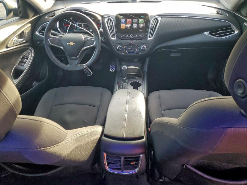 Photo 8 from auction – 2017 CHEVROLET MALIBU LT with VIN 1G1ZE5ST2HF159164